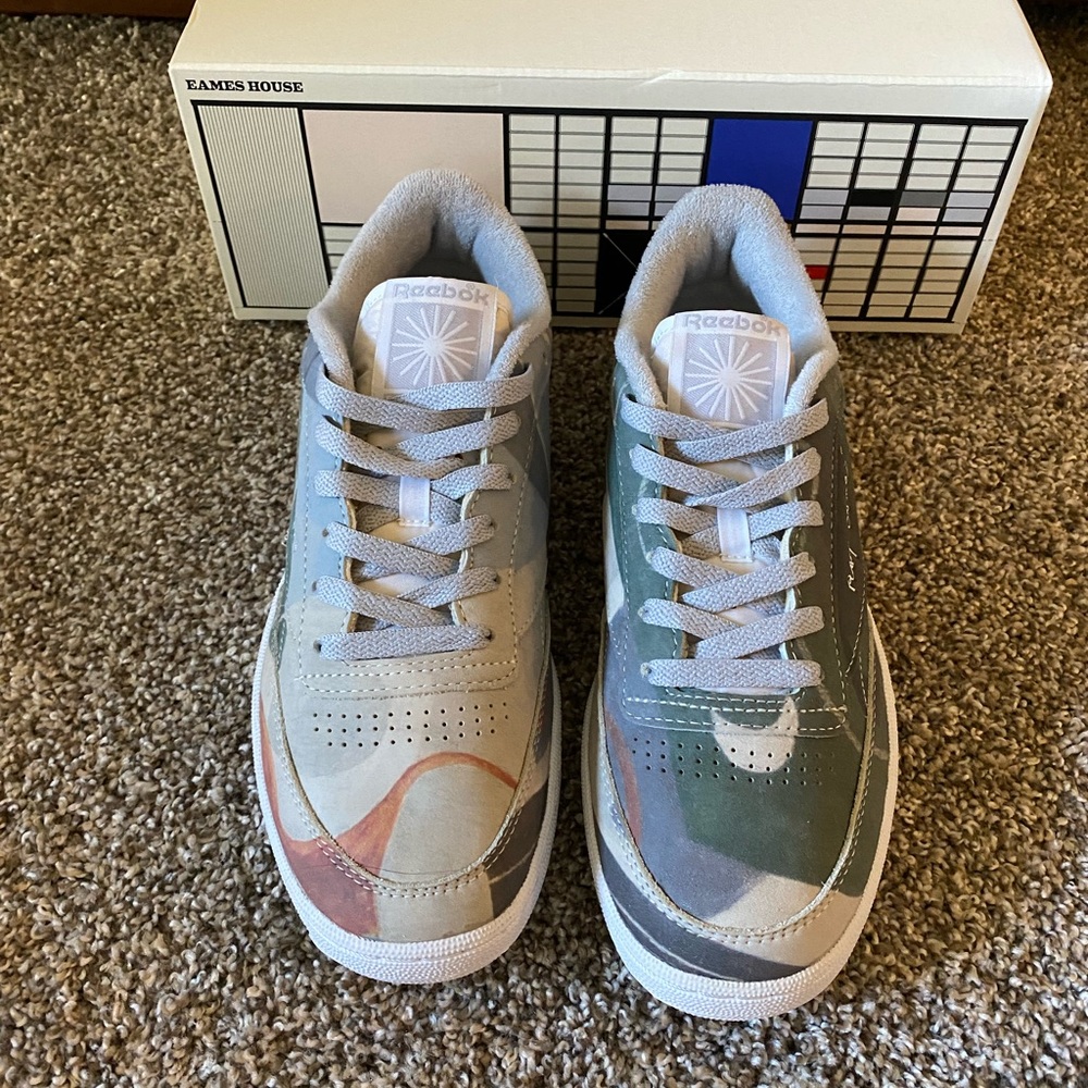REEBOK

CLUB C 85 X EAMES "COMPOSITION” LIMITED EDITION